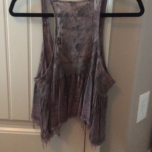 Lace vest - Picture 3 of 3